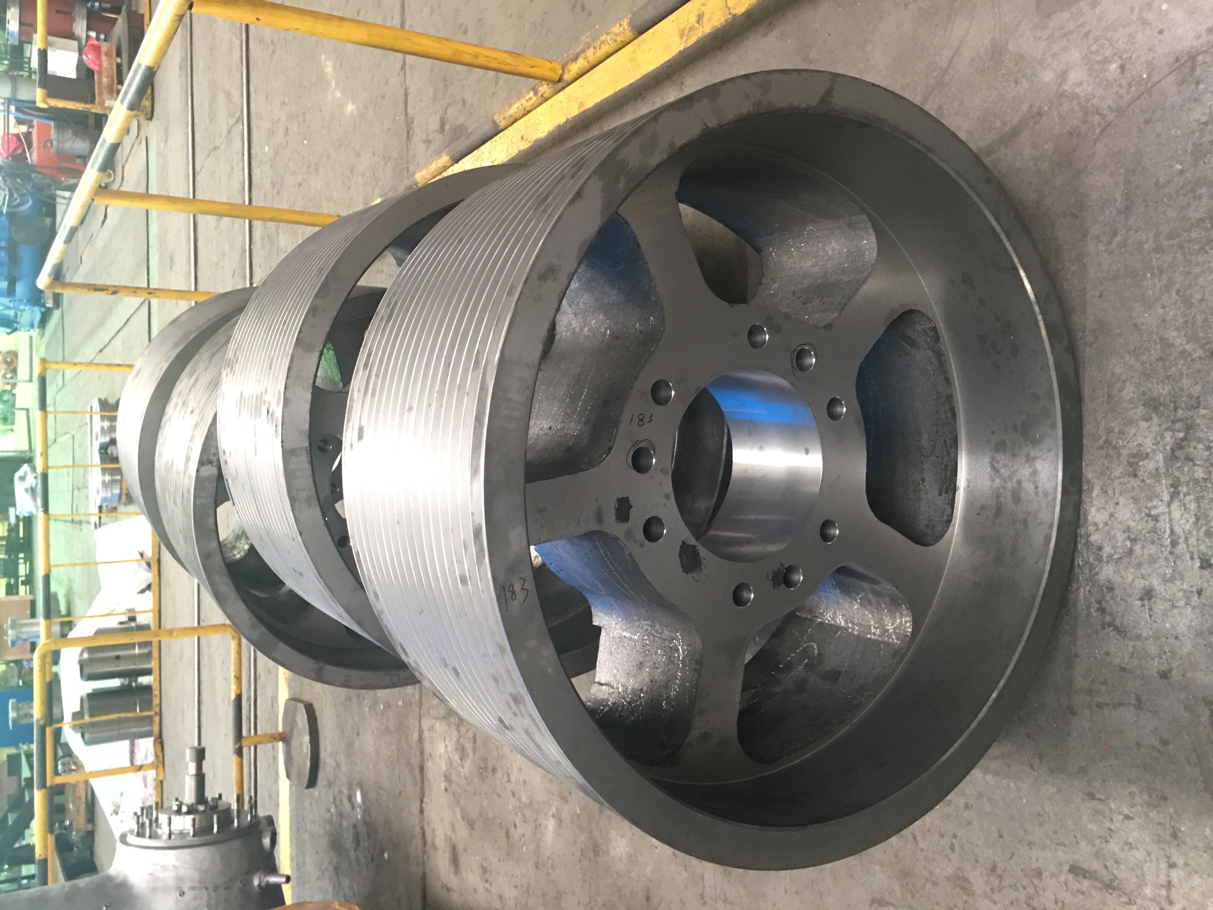 Mud Pump Sheaves - V-Belt Pulleys - Big Belt Wheels.jpg