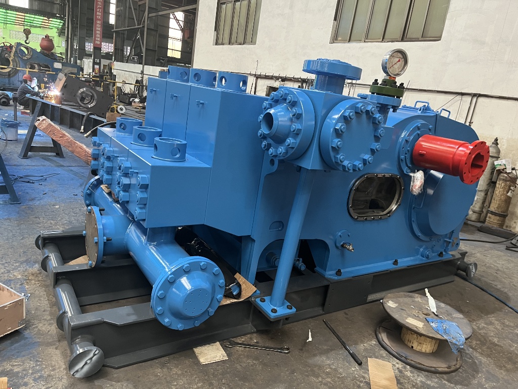Triplex Mud Pump Bare Unit.jpg