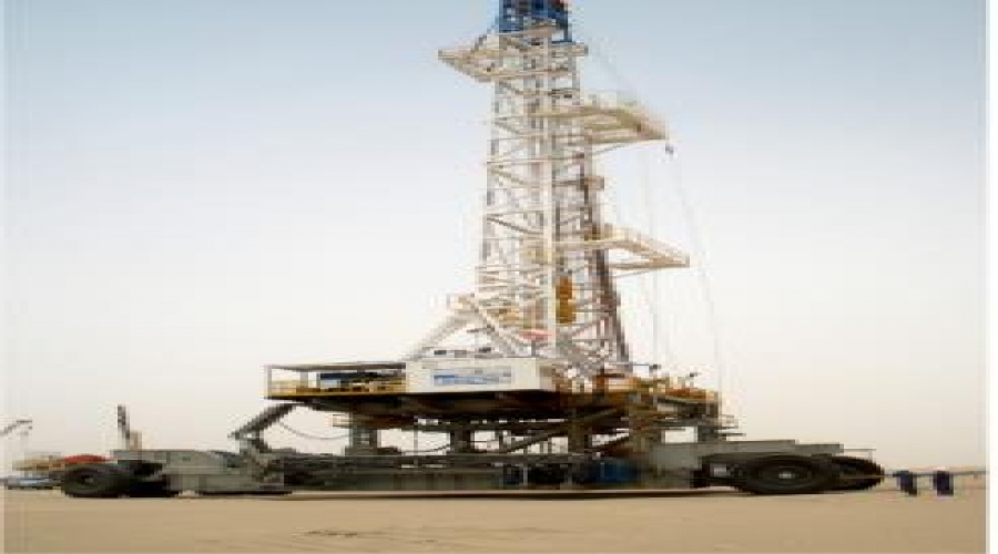 Desert fast moving move rig in Kuwait